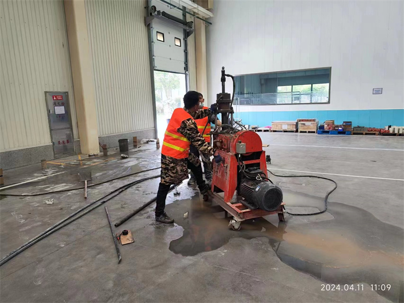 千阳厂房地面下沉塌陷注浆加固施工